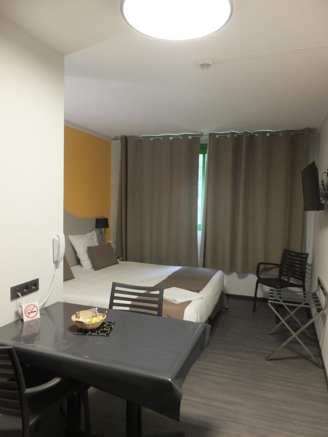 Residence Thermale Du Parc Ornolac-Ussat-les-Bains Buitenkant foto